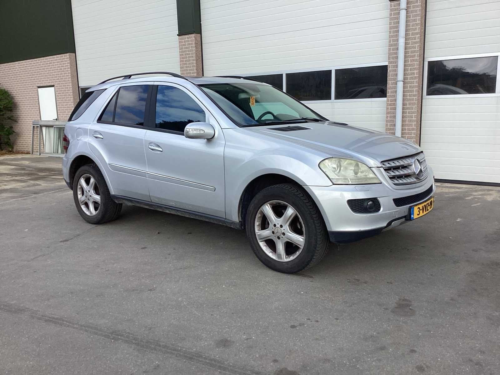 Mercedes-Benz - 2006 - M-klasse - 280 CDI - Personenauto, Auto's, Mercedes-Benz, Gebruikt, Overige carrosserieën, Bedrijf, Diesel