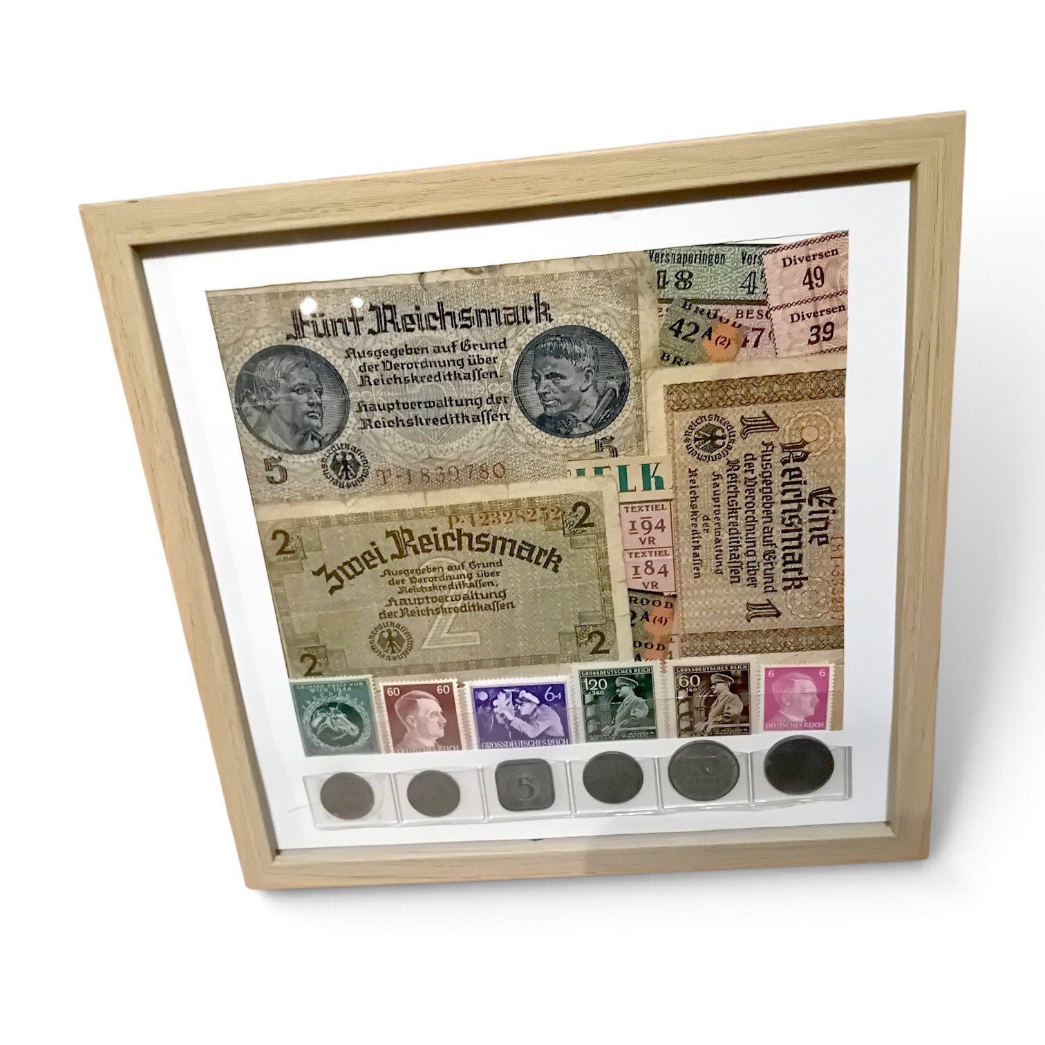 WW2 Lijst Reichsmark Reichspfennig Zegels Zinkgeld NL WO2, Ophalen of Verzenden, Duitsland, Setje