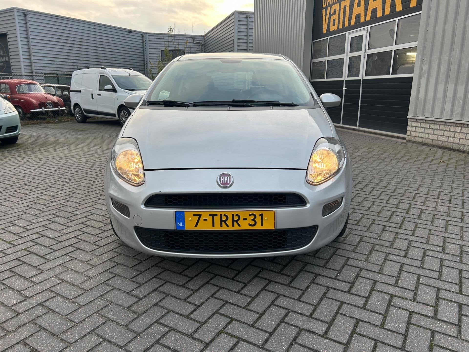 Fiat Punto Evo 0.9 TwinAir Street | DEALER OH | AIRCO |, Auto's, Fiat, Voorwielaandrijving, Euro 6, Origineel Nederlands, Bedrijf