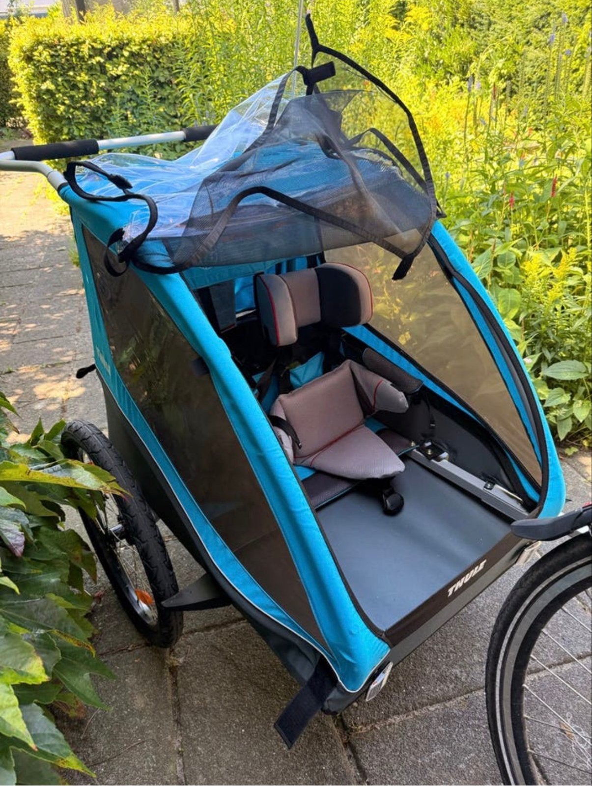 Thule Coaster XT fietskar - Zo goed als nieuw, Fietsen en Brommers, Fietsaccessoires | Aanhangers en Karren, Ophalen, Opvouwbaar