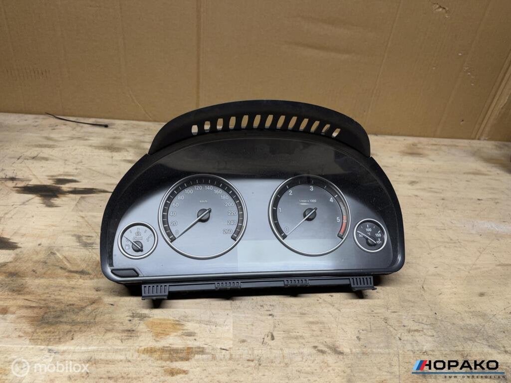 Tellerbak BMW 5 serie F10 F11 F07 | 922761401, Auto-onderdelen, Gebruikt, Einsteinlaan 5 rijswijk, Bmw, Ophalen of Verzenden