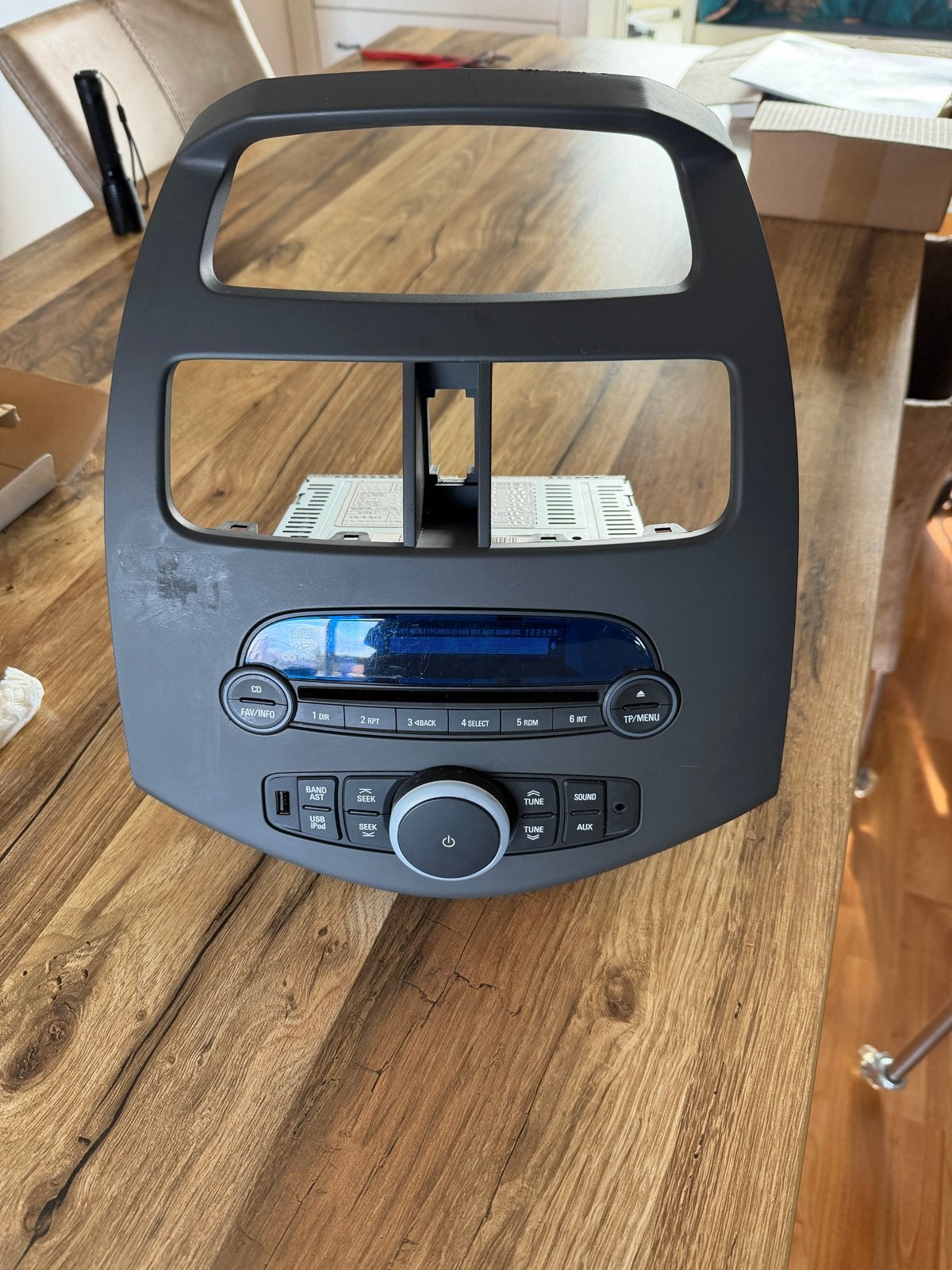 Chevrolet Spark Radio met Dashboard Frame, Ophalen of Verzenden, Gebruikt