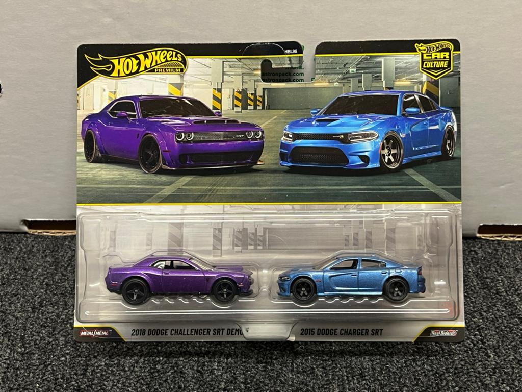 Hot wheels dodge challenger en charger real riders, Ophalen of Verzenden, Nieuw, Auto