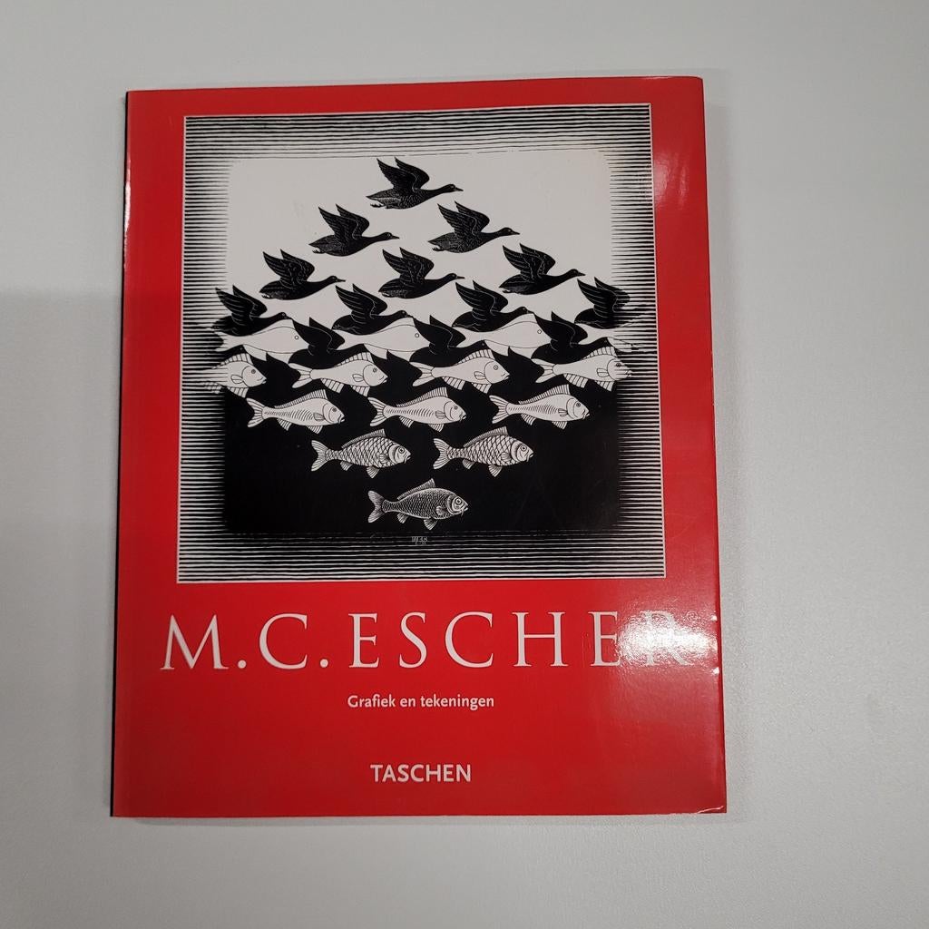 M.C. Escher: Grafiek en Tekeningen - Taschen, Ophalen of Verzenden, Zo goed als nieuw, Grafische vormgeving, M.C. Escher