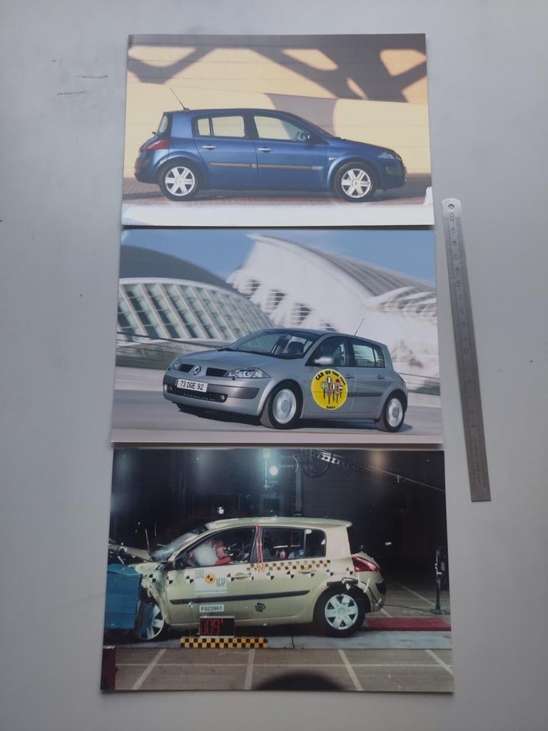 (338) Renault Megane 2003 persfoto 3x NCAP, Ophalen of Verzenden, 1960 tot 1980, Zo goed als nieuw, Overige onderwerpen