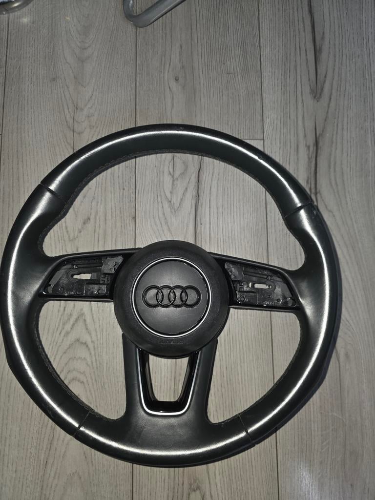 Audi a3 8y stuur, Ophalen, Audi