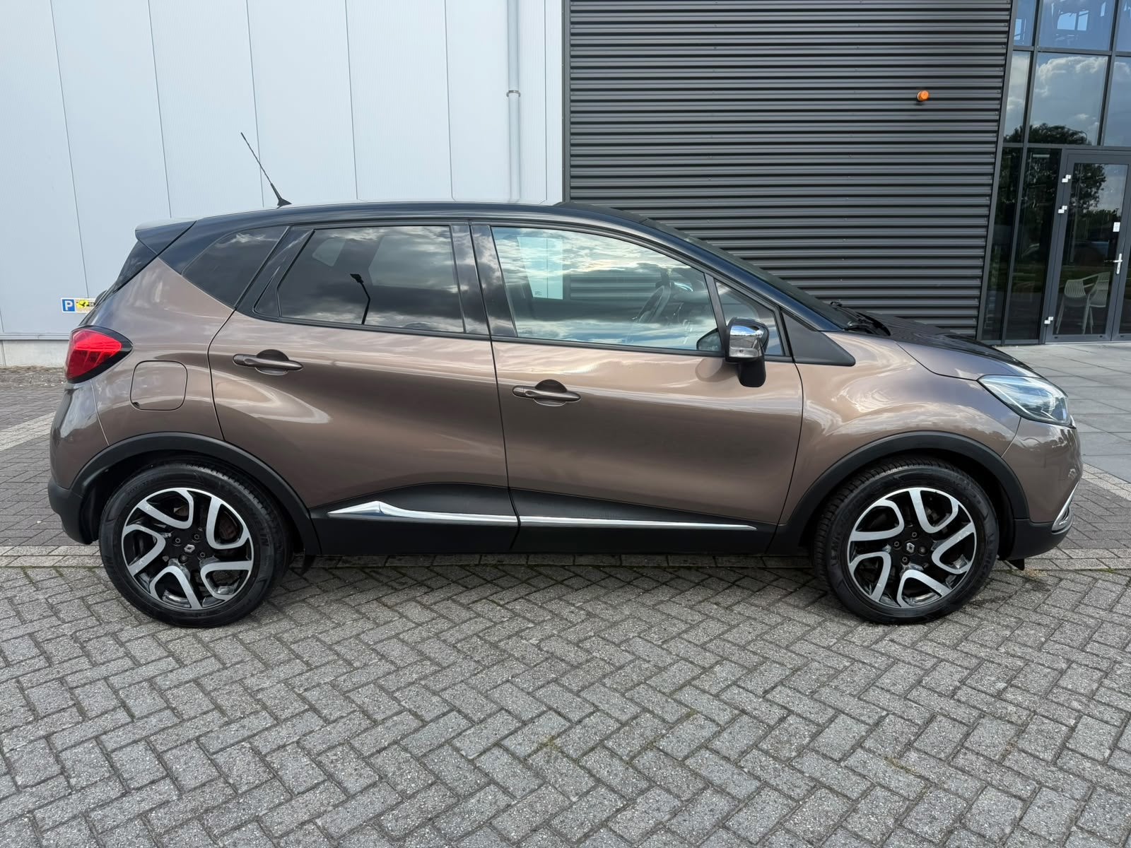 Foto 3 van Renault Captur 1.2 TCe Dynamique Automaat*AIRCO*APK*CRUISE*N