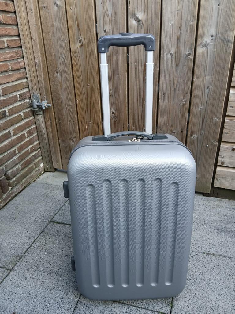 Koffer grijs, Ophalen of Verzenden, Zo goed als nieuw, Hard kunststof, Wieltjes