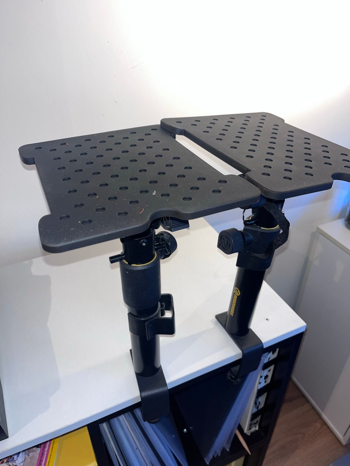 Roadworx Monitor Speaker Stand Klem - Verstelbaar, Ophalen, Gebruikt
