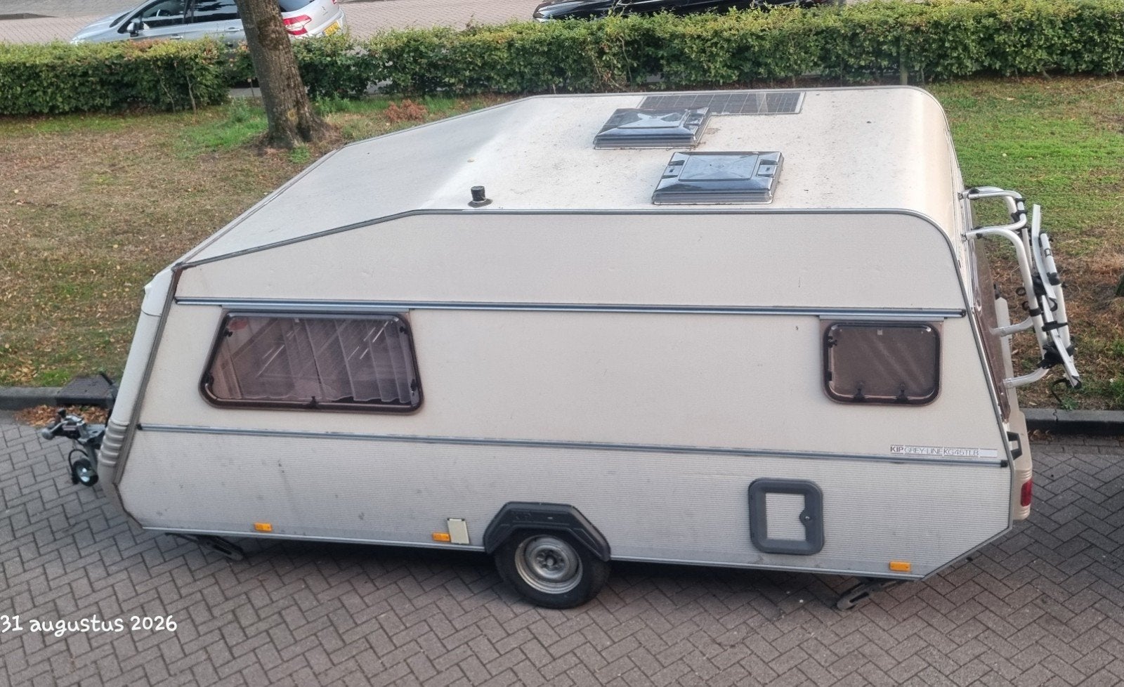 Kip Grey-Line KG45TLB Caravan met fietsenrek, Vast bed, Standaardzit, Kip, Tot en met 2