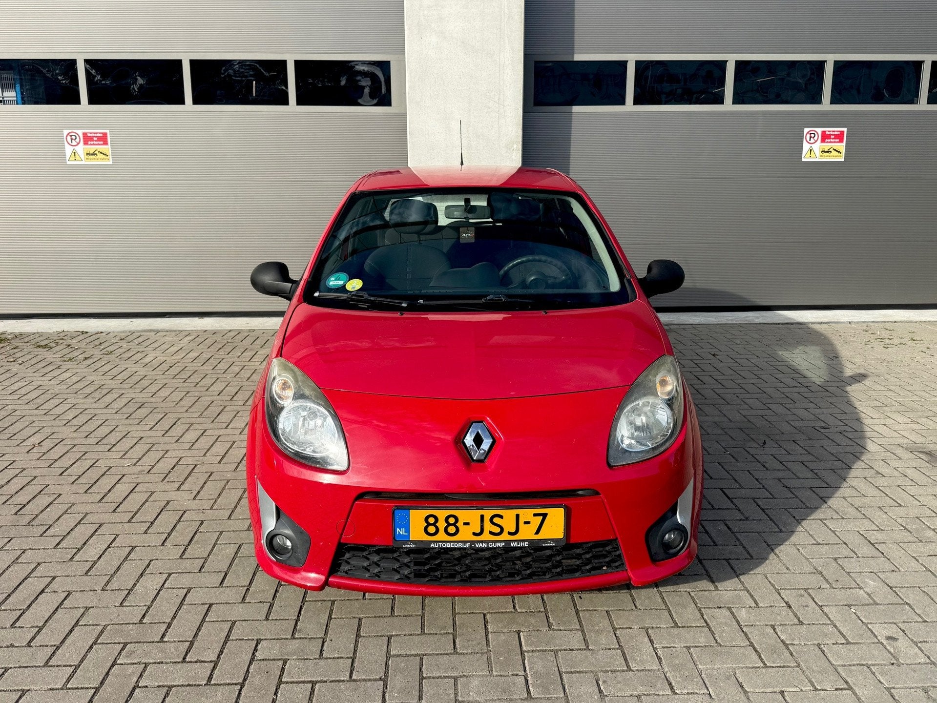 Renault Twingo 1.2 Dynamique AIRCO ELEKTR.RAM. 182740KM!, Voorwielaandrijving, Twingo, Gebruikt, 31 €/maand