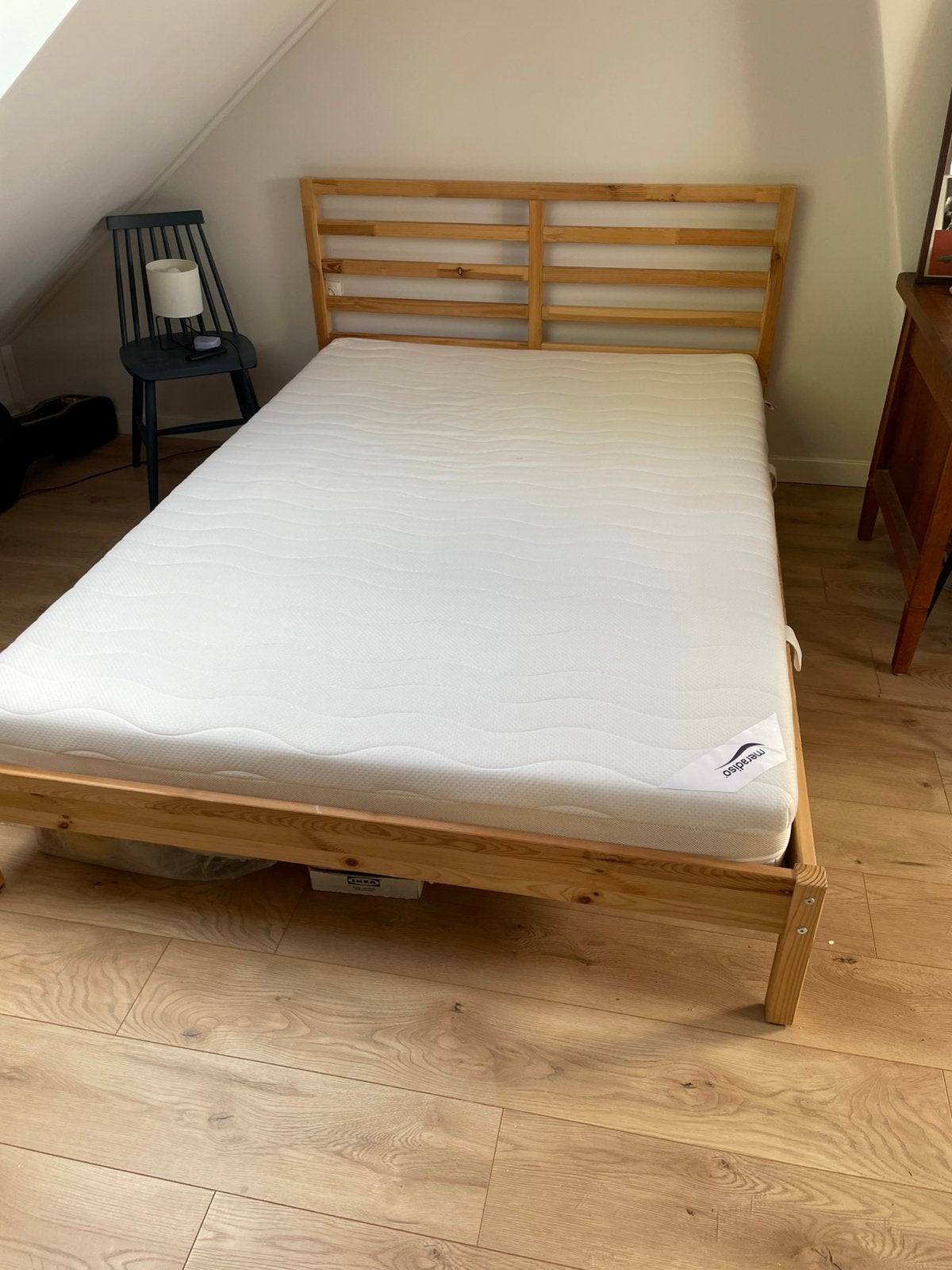 Ikea Tarva 140x200 inclusief lattenbodem en zgan matras, Ophalen, Wit, Tweepersoons, 140 cm