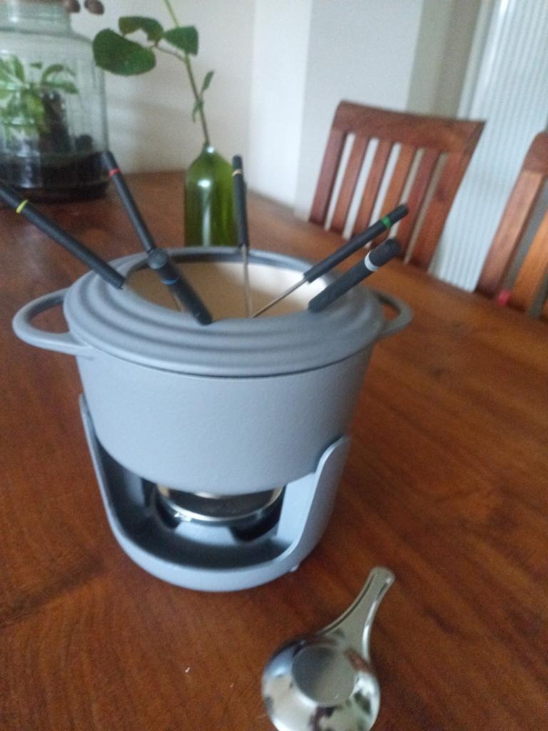 Vivo Villeroy & Boch Group Fonduepan - Zo goed als nieuw, Overige typen, Ophalen of Verzenden, Zo goed als nieuw, Metaal