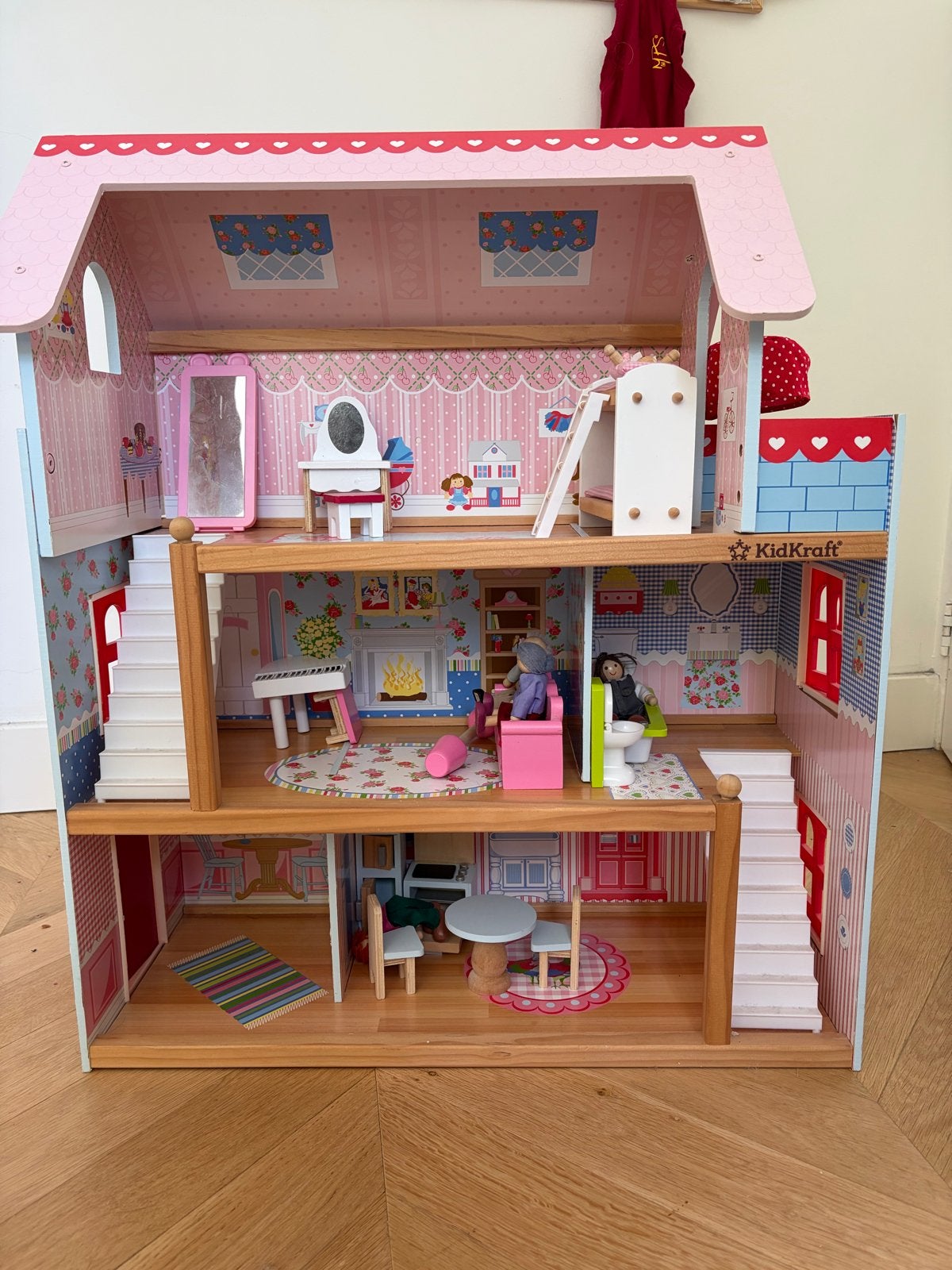 Houten Poppenhuis met Meubels en Poppetjes - KidKraft, Ophalen of Verzenden, Gebruikt, Poppenhuis