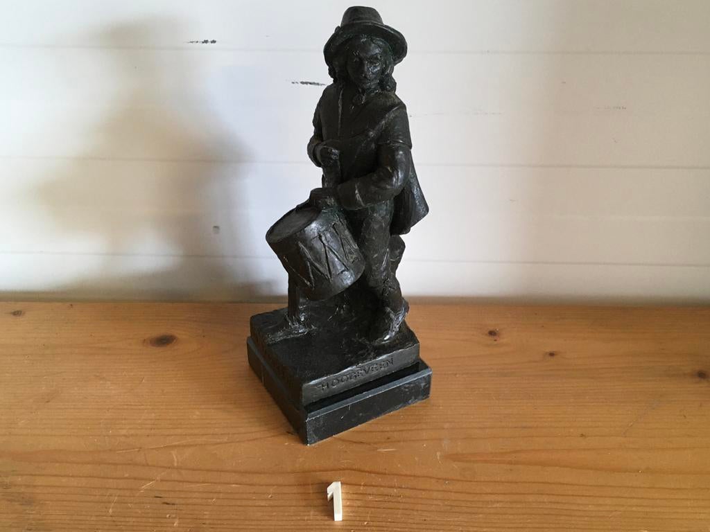 Set van 3 Beeldjes: Tamboer Hoogeveen, Katholiek, Sint Gerar, Minder dan 20 cm, Ophalen of Verzenden, Op sokkel, Overige materialen