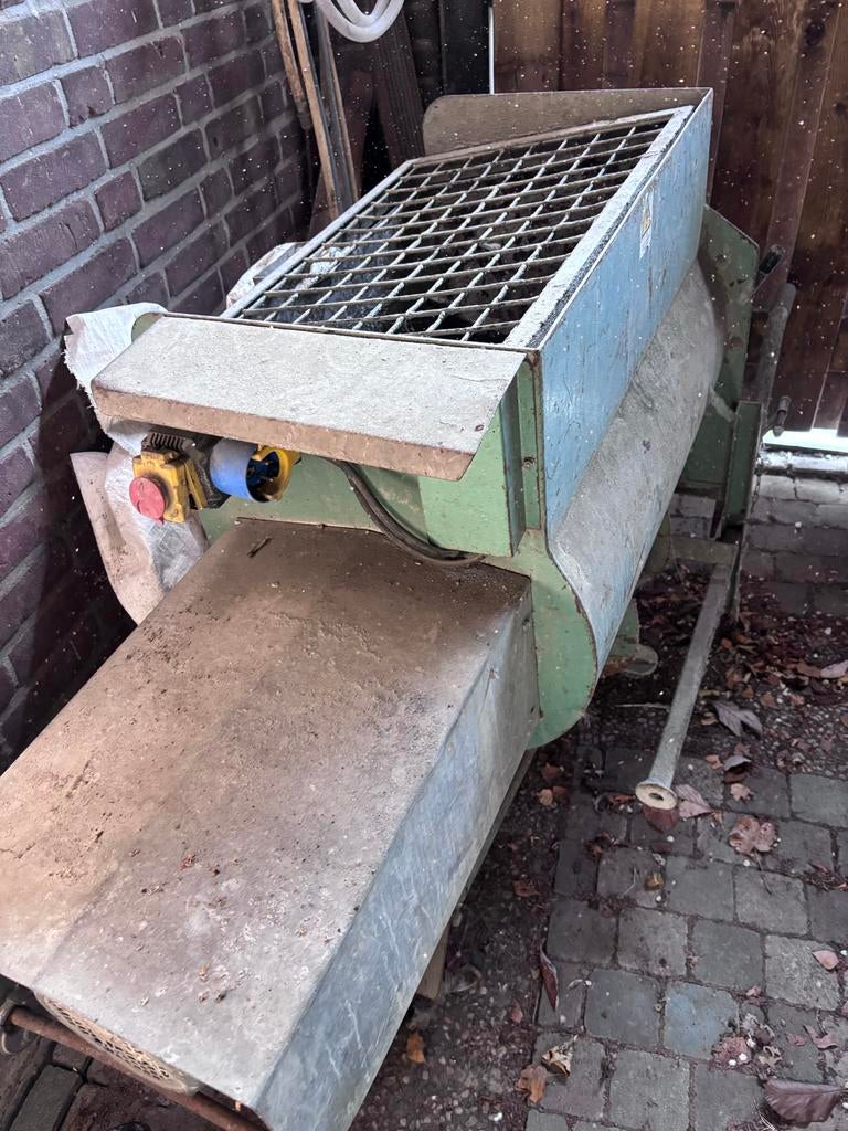 Saris dwangmenger/ voegmolen, Ophalen, Gebruikt