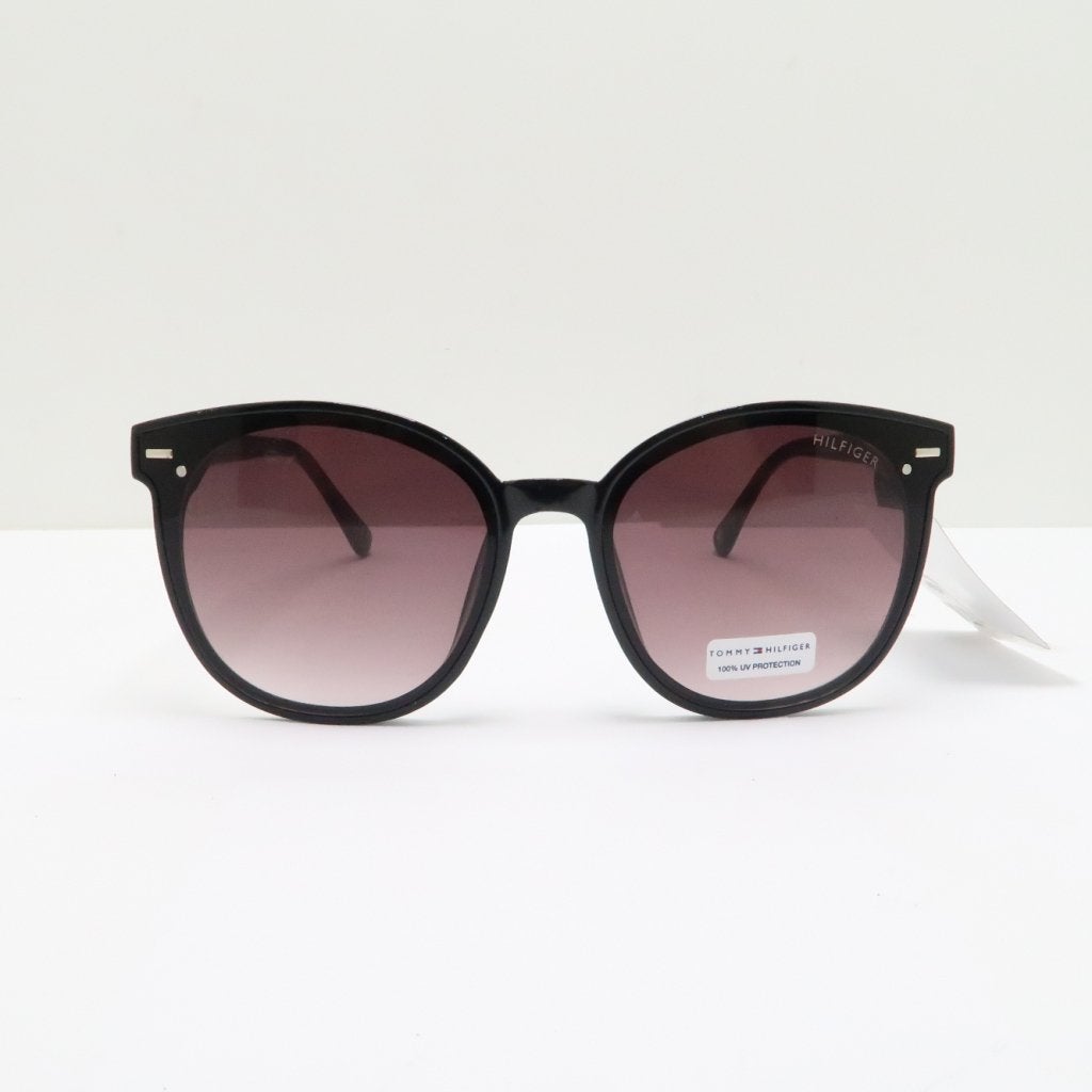 Tommy Hilfiger Ariana WP OL566 Zonnebril | In Nieuwstaat, Tommy Hilfiger, Zo goed als nieuw, Support@tommyhilfiger.com, 601 W. 26th Street
New York, NY 10001
USA