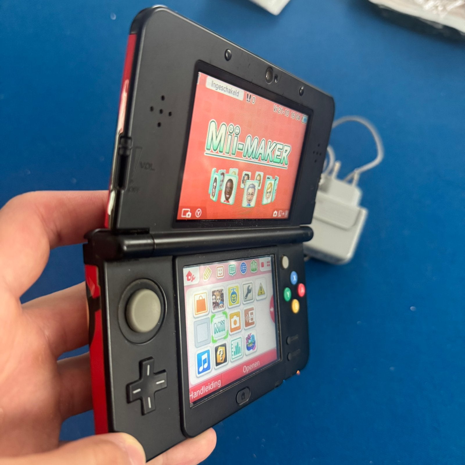 Zeldzaam! Dual IPS New 3DS (Geen XL) met Mario Faceplates, Ophalen of Verzenden, Gebruikt, Zwart, 3DS