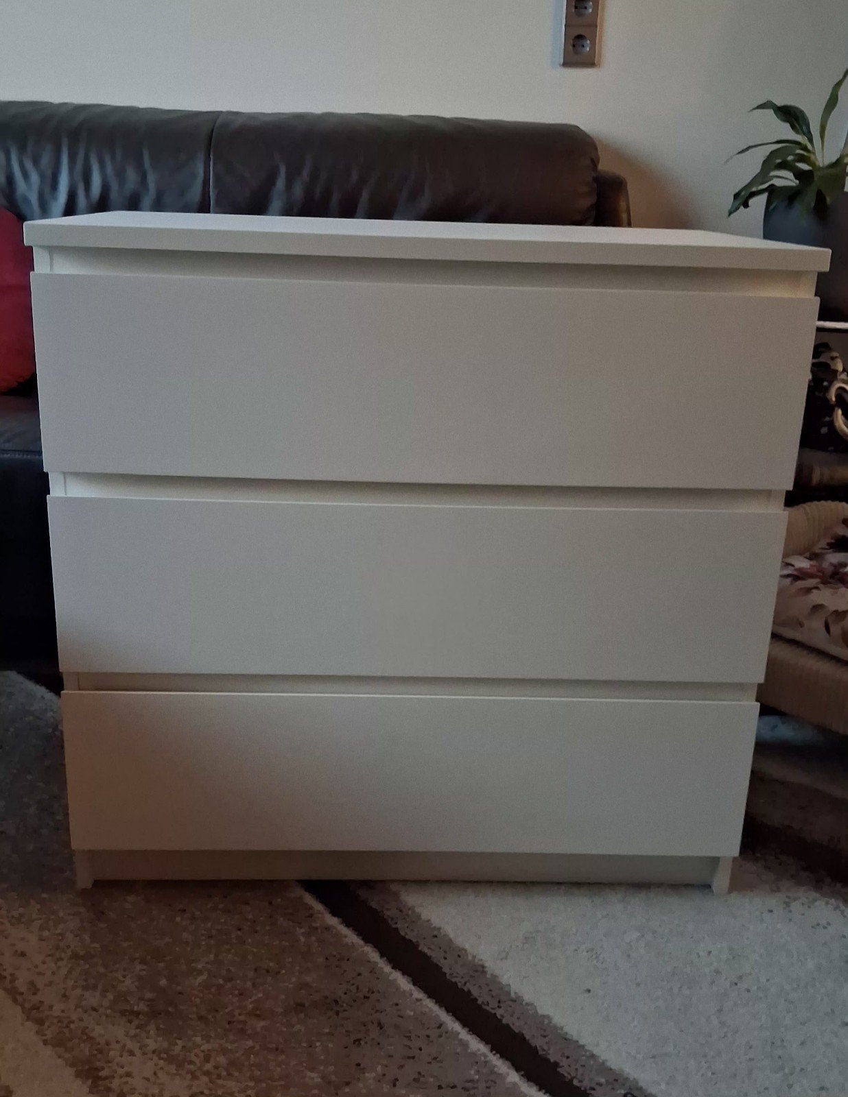 IKEA MALM ladekast ( MOET SNEL WEG), Huis en Inrichting, Kasten | Ladekasten, Ophalen, Gebruikt, Modern, Scandinavisch