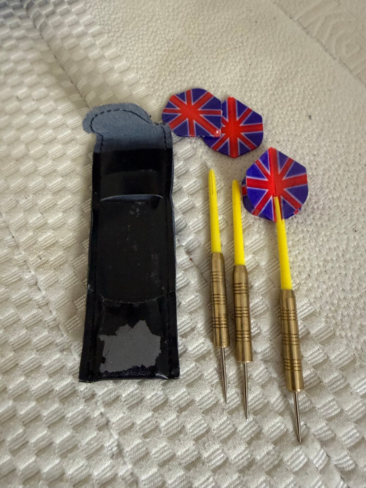 Darts met Union Jack flights en etui, Ophalen of Verzenden, Gebruikt, Pijlen