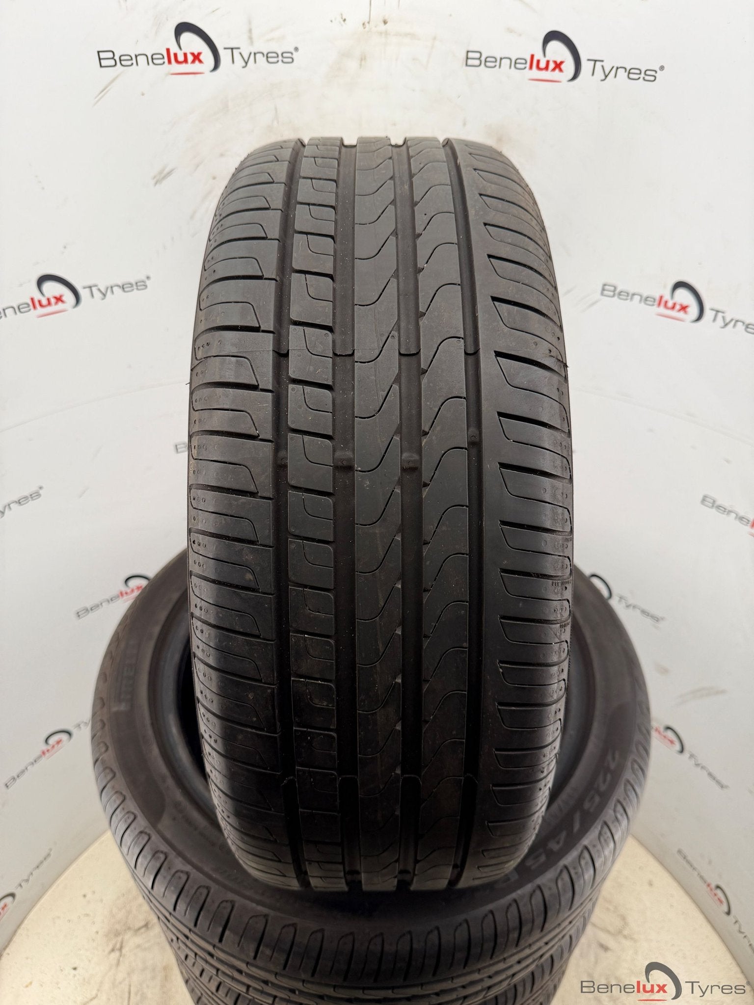 new demo 225/45R18 95W Pirelli 225/45 R18 225/45/18 2254518, 18 inch, Gebruikt, -, -