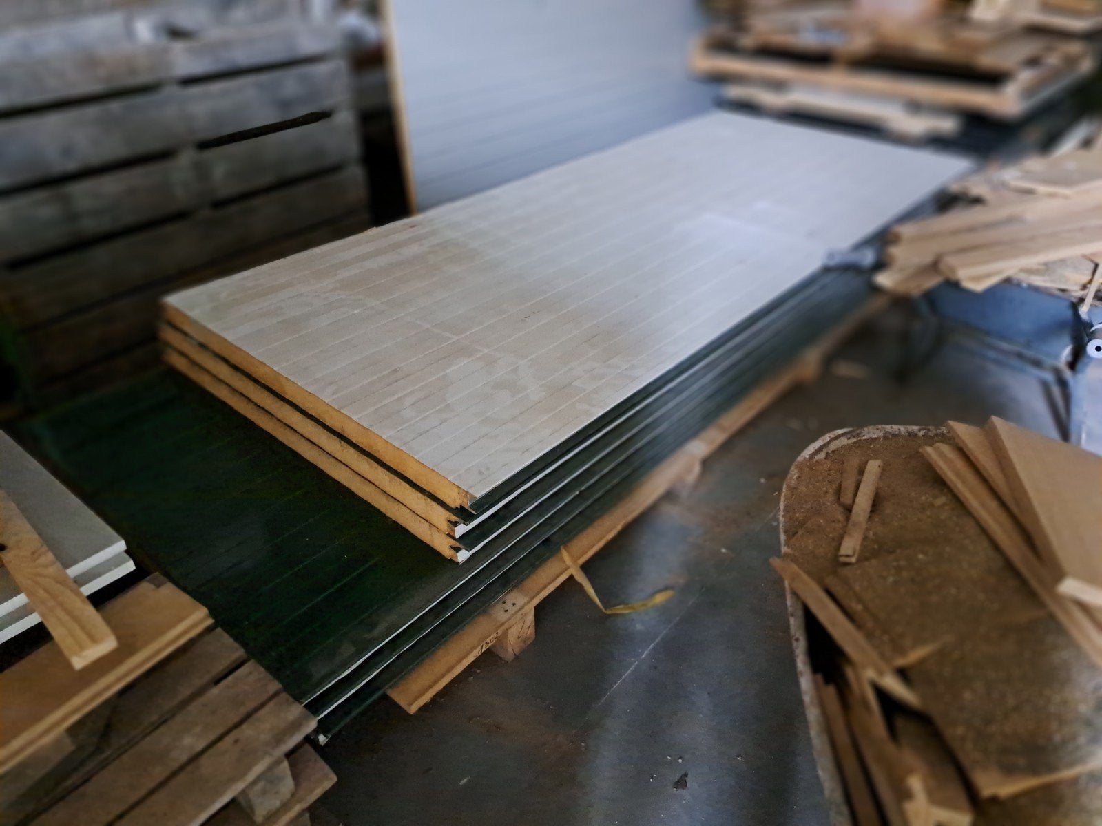 Nieuwe donkergroene sandwichpanelen, Ophalen, Nieuw, Overige materialen, 50 tot 100 mm