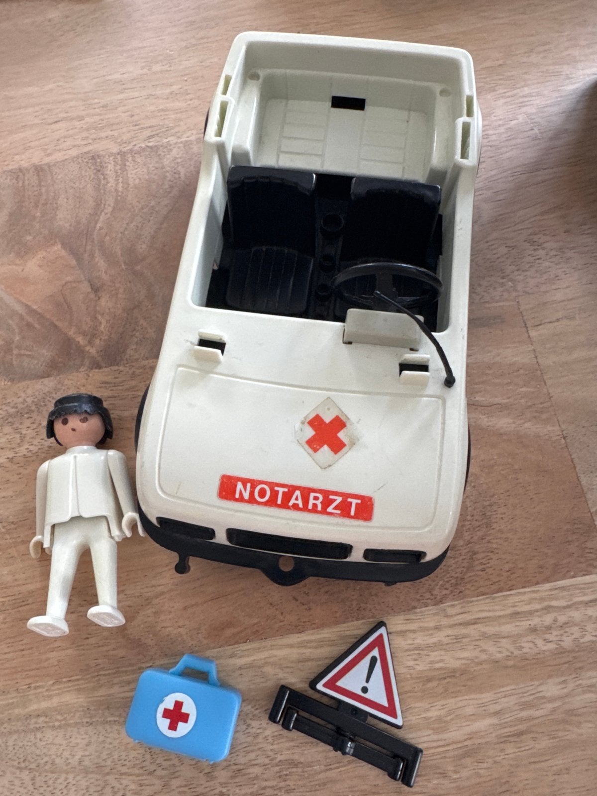 Playmobil Notarztwagen met figuur en accessoires (1976), Gebruikt, Complete set, Voertuig, Historisch