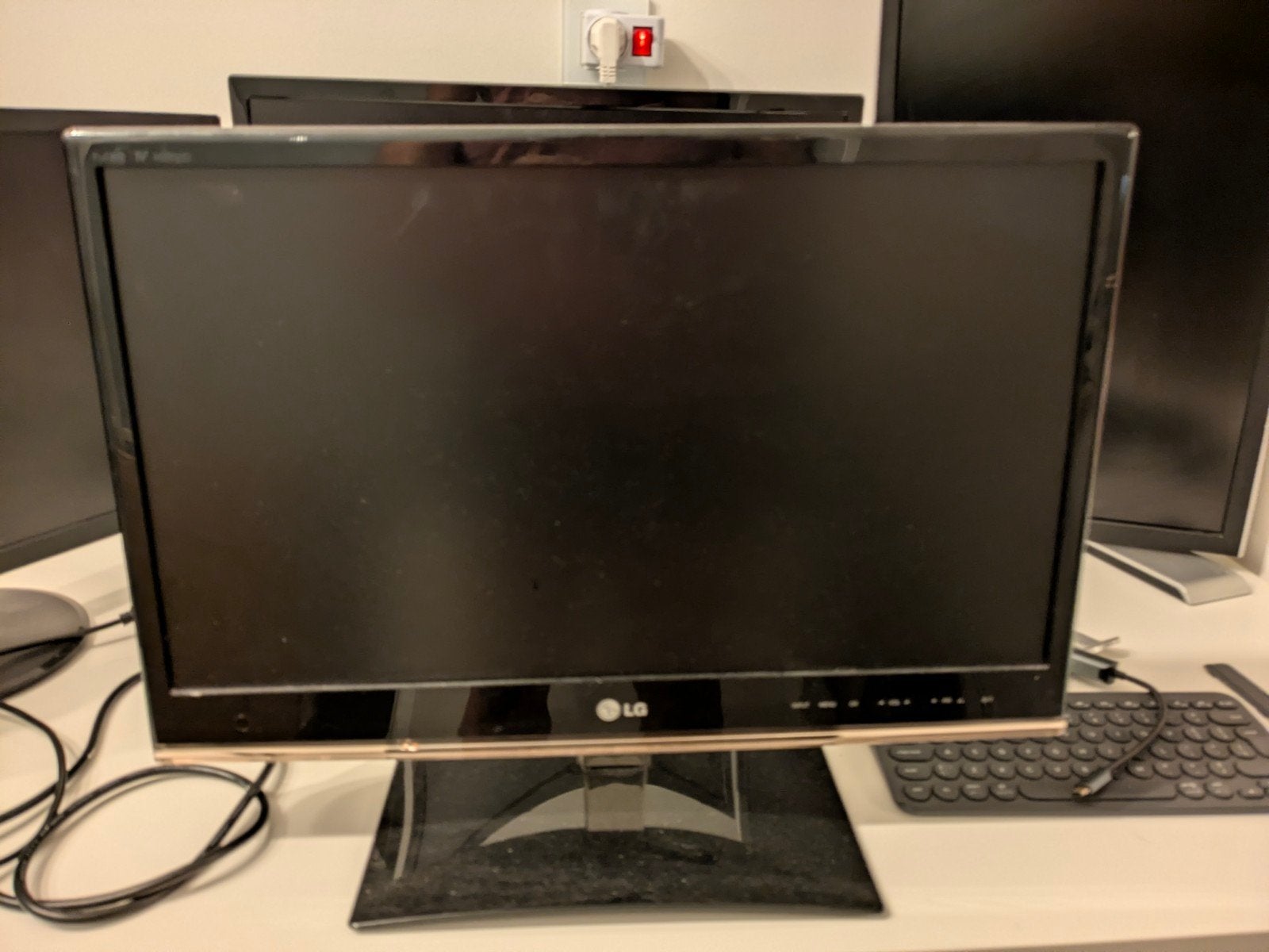 LG M2250D-PZ Monitor - Full HD, HDMI, VGA, DVI, DVI, Gebruikt, Full HD, Ophalen of Verzenden