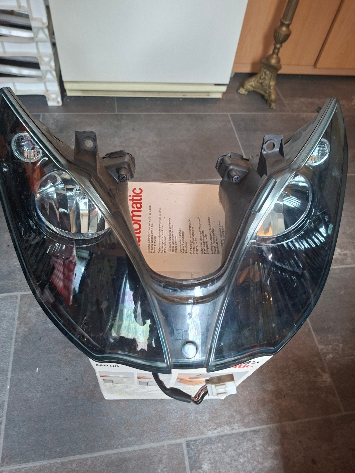 Piaggio 500 cc koplamp, Motoren, Ophalen of Verzenden