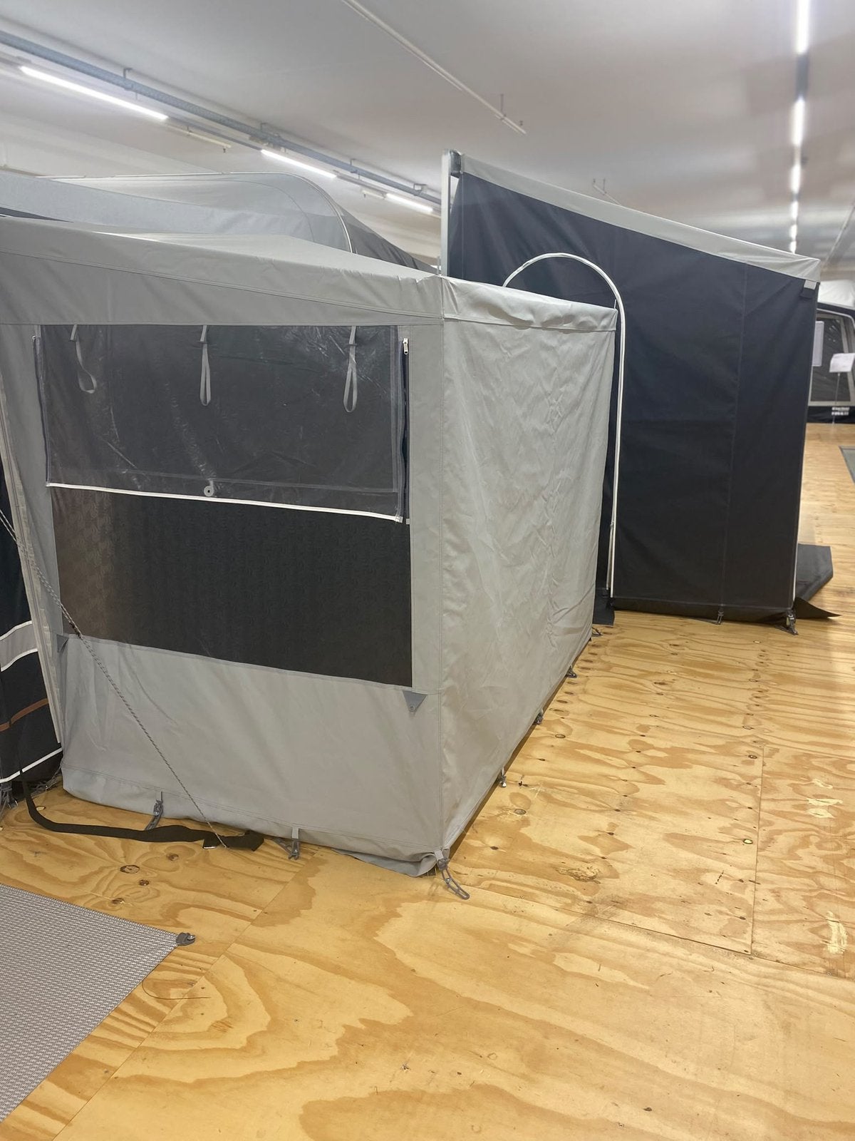 Tent uitbouw incl stalen frame en binnentent, Caravans en Kamperen, Ophalen, Zo goed als nieuw