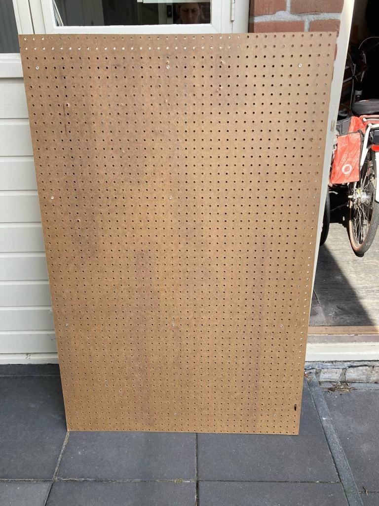 Bord om gereedschap op te hangen, Ophalen, Gebruikt