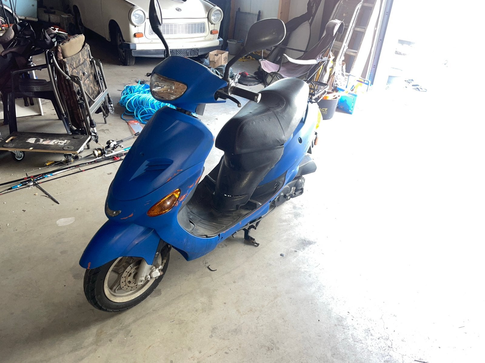 Blauwe scooter lees beschrijving, Fietsen en Brommers, Tweetakt, Gebruikt, ., .