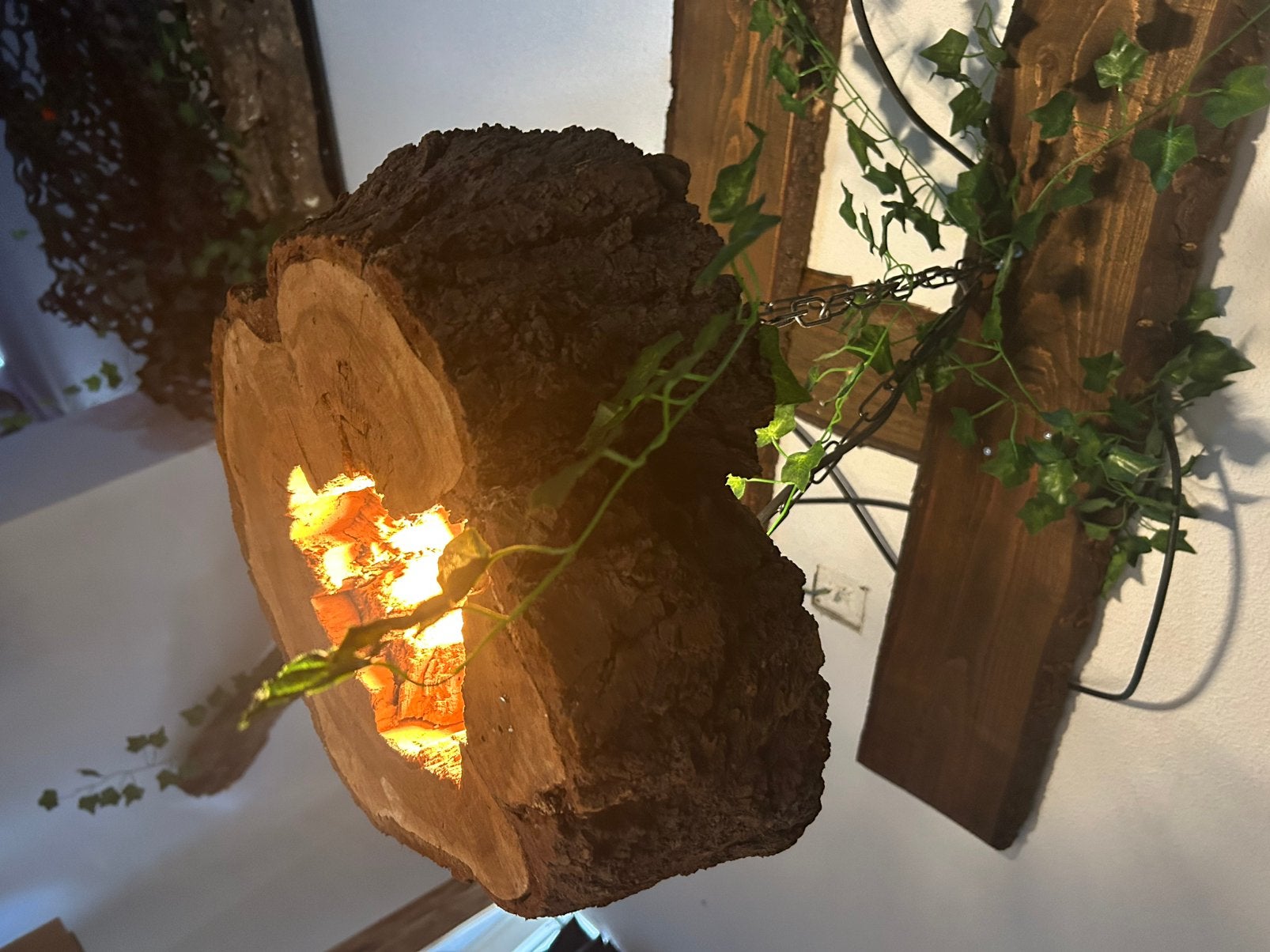 Unieke Smart Lamp Boomstronk met Sfeervolle Verlichting, Ophalen, Nieuw, Hout, Minder dan 50 cm