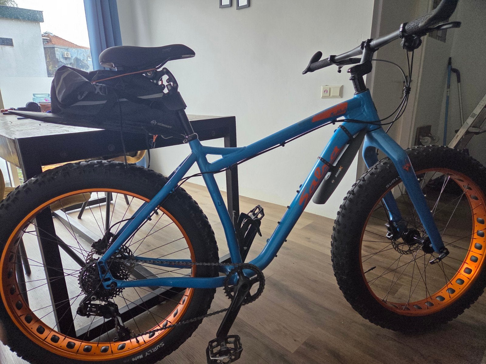 Salsa Mukluk Fatbike - Perfect voor elk terrein!, Gebruikt, 26 inch, 10 tot 15 versnellingen, 49 tot 53 cm