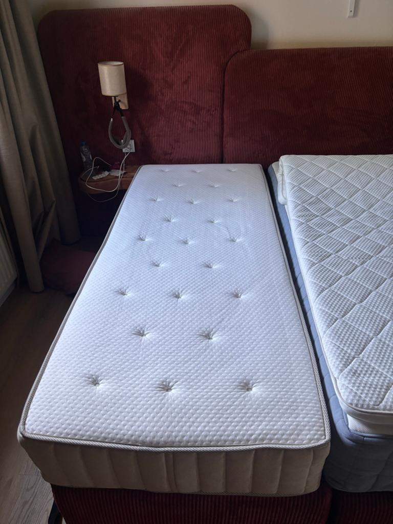IKEA Vatneström matras 90x200cm - Vlek- en geurloos, Huis en Inrichting, Slaapkamer | Matrassen en Bedbodems, Ophalen, Gebruikt
