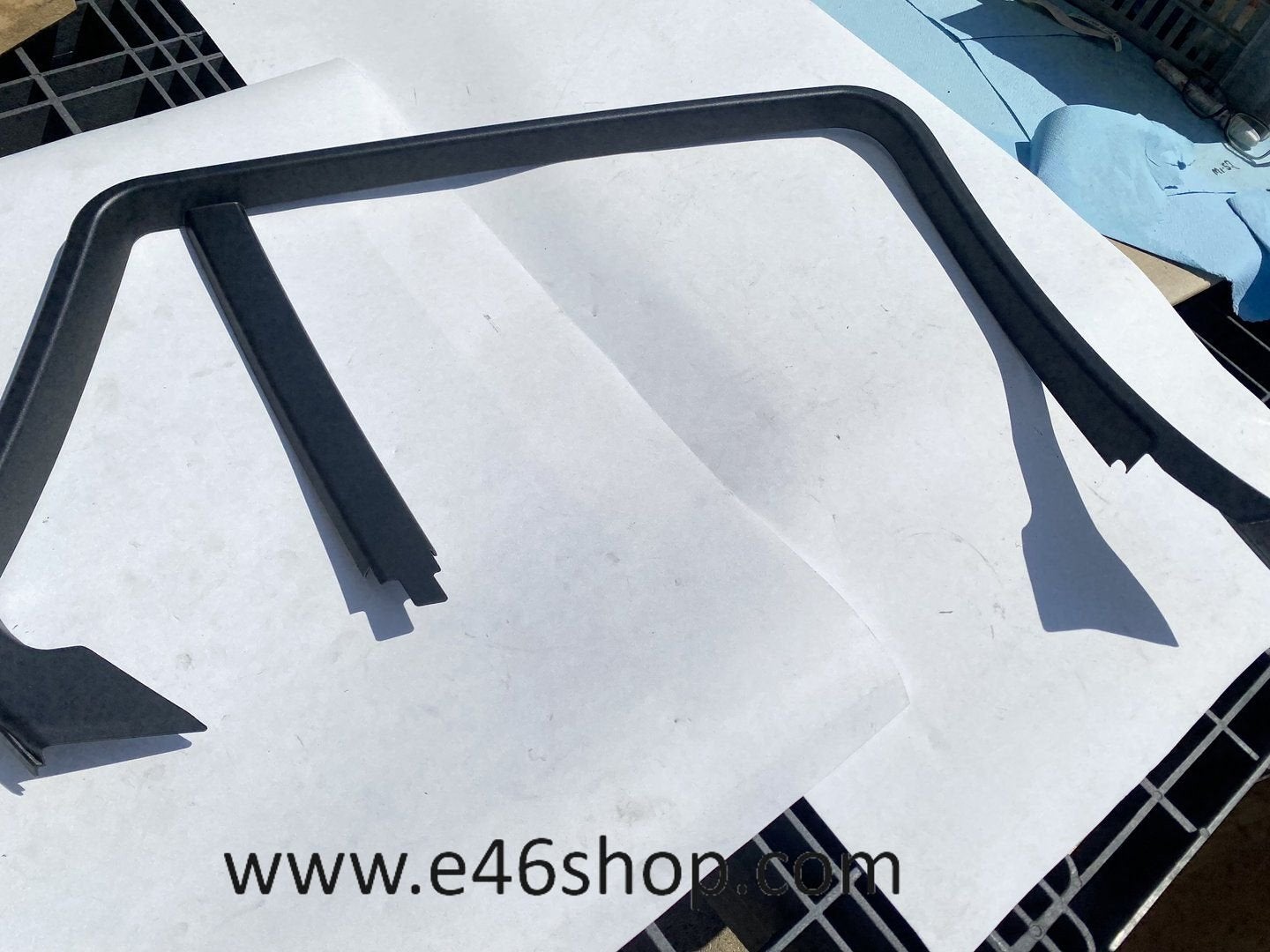AFDEKKING LINKER ACHTER DEUR BMW E91 NIEUW OE 51357119945, -, -, Nieuw, Ophalen of Verzenden