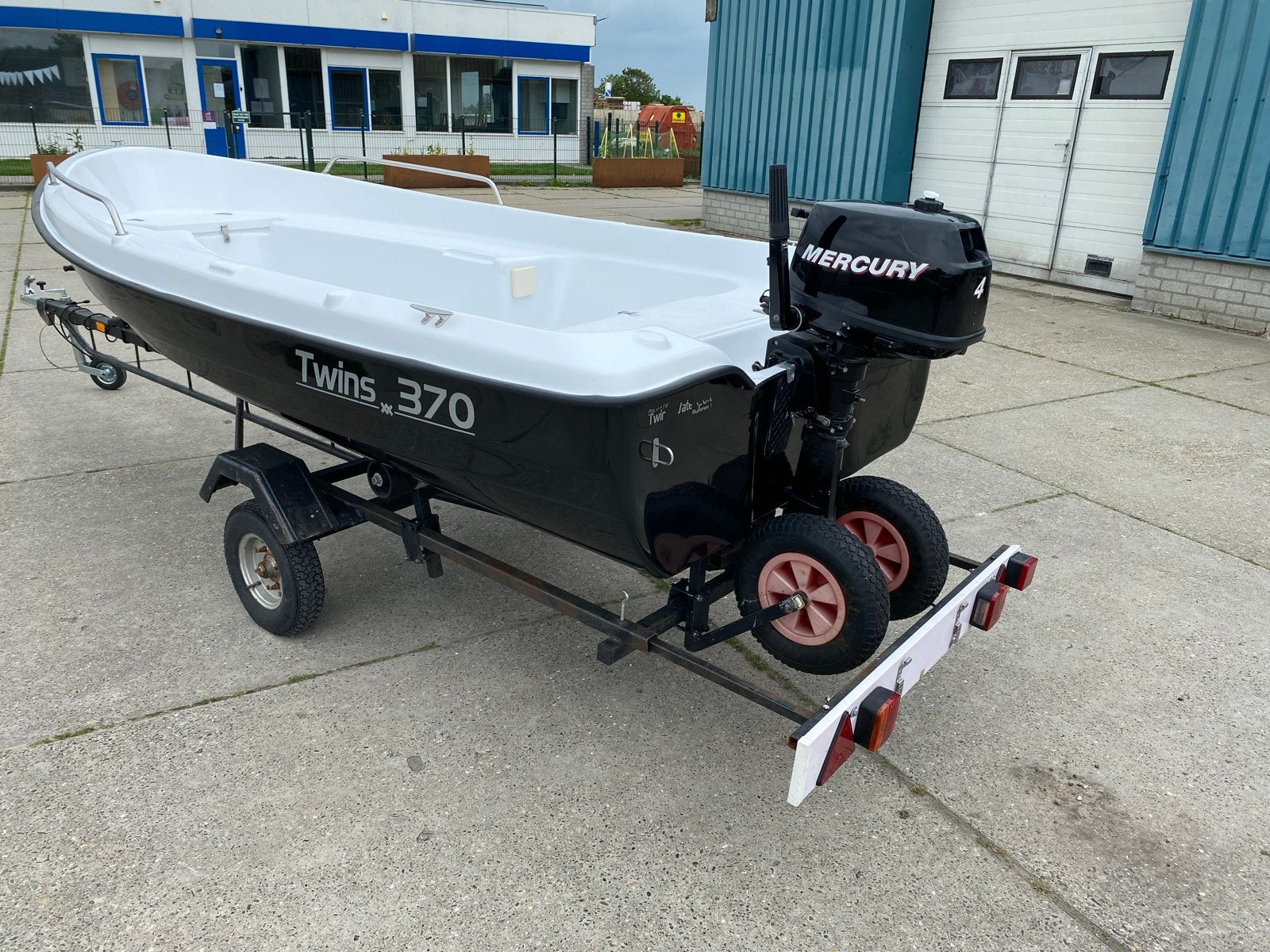 Complete Twins 370 boot met 4pk Mercury motor en trailer, Watersport en Boten, Bootonderdelen, Ophalen, Zo goed als nieuw, Overige typen