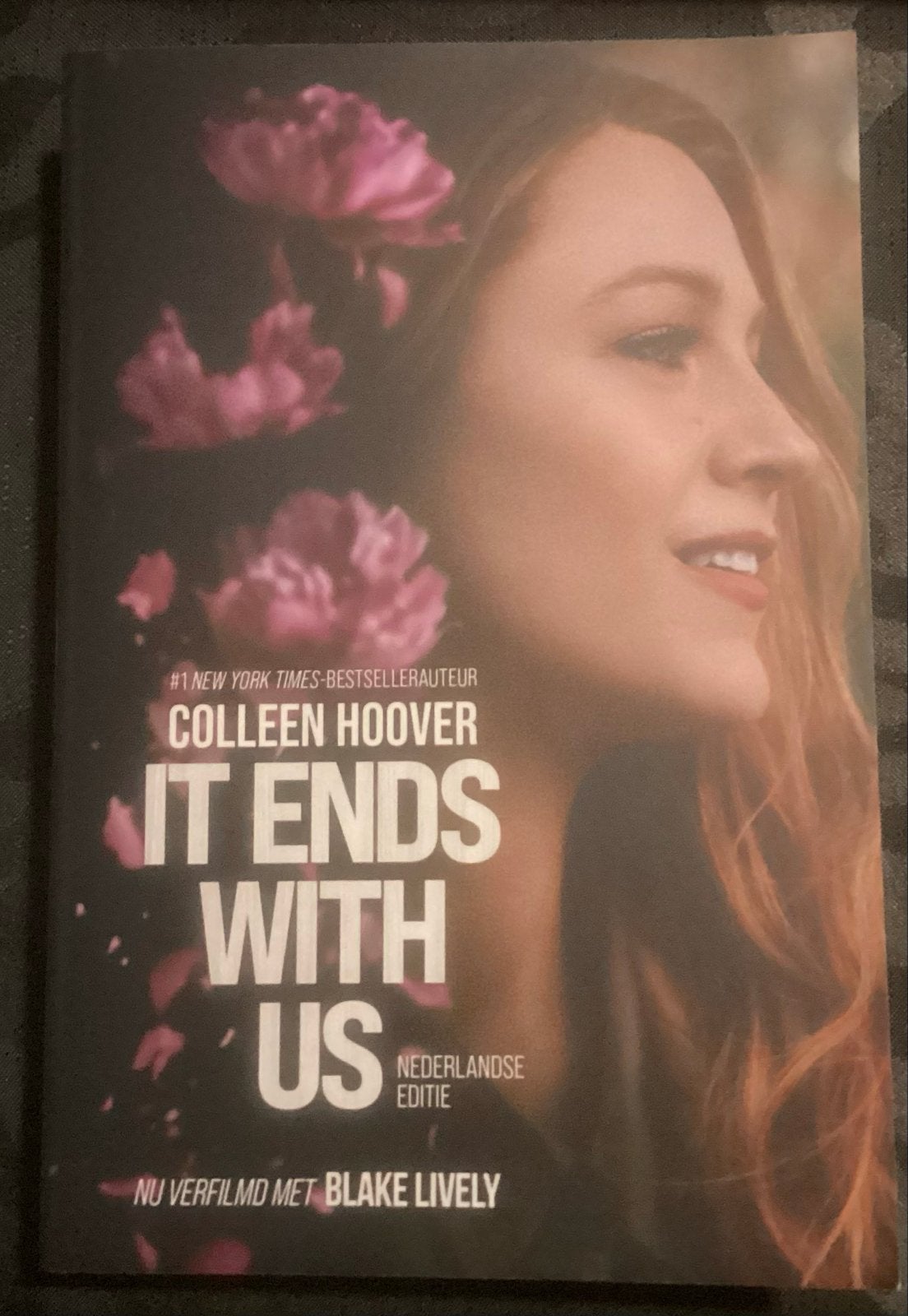 Colleen Hoover -It Ends With Us  (Nederlandse editie), Boeken, Ophalen, Zo goed als nieuw, Nederland