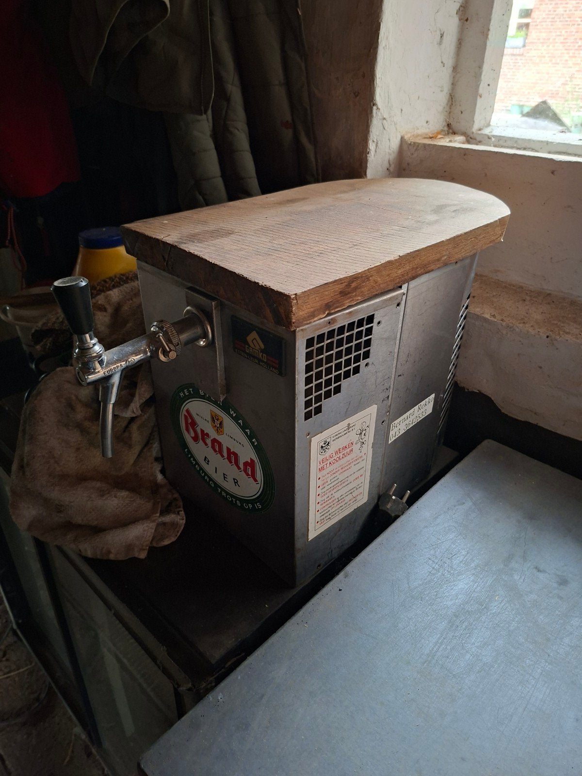 Biertap Brand, Ophalen