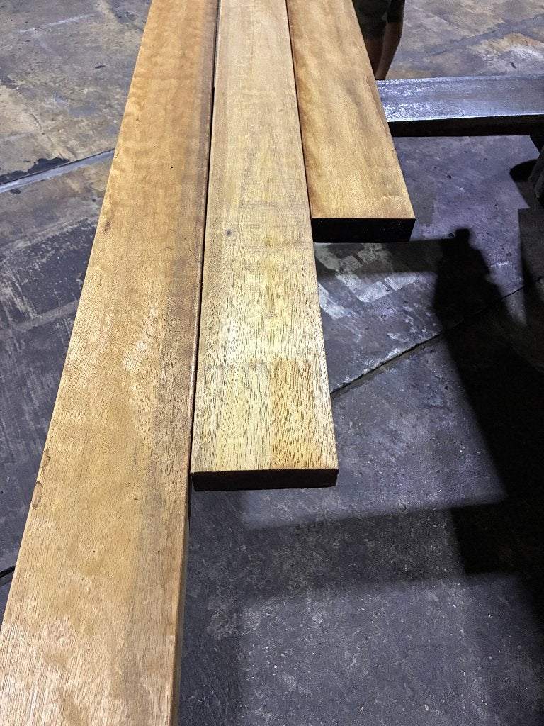 Louro Preto hardhout balken planken vlonderplanken 43x135mm, Tuin en Terras, Ophalen, Nieuw, Hardhout, 250 cm of meer