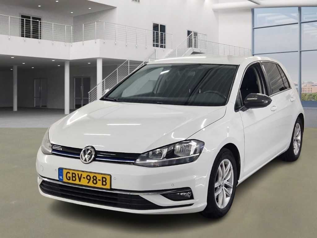 Volkswagen Golf 1.5 TSI Comfortline ; GBV-98-B, Auto's, Voorwielaandrijving, Euro 6, 4 cilinders, Wit