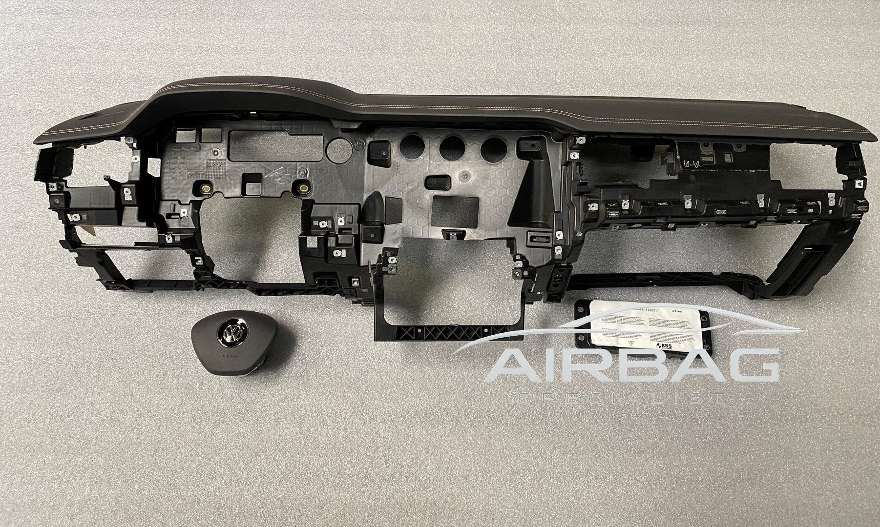 Airbag set dashboard (grijs met stiksel en head-up )  gordel, Gebruikt, -, Volkswagen, -