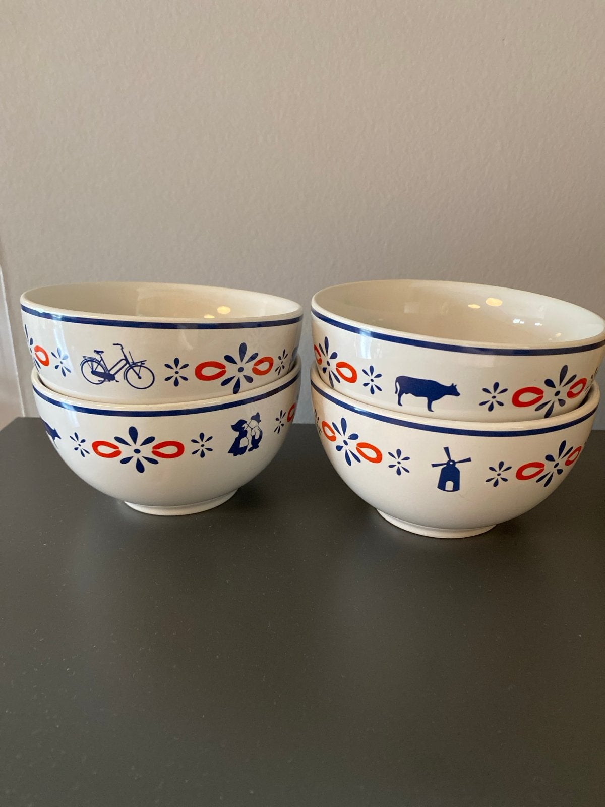 Set van 4 blauwe  kommen met Hollandse taferelen, Ophalen, Keramiek, Zo goed als nieuw, Kom(men)