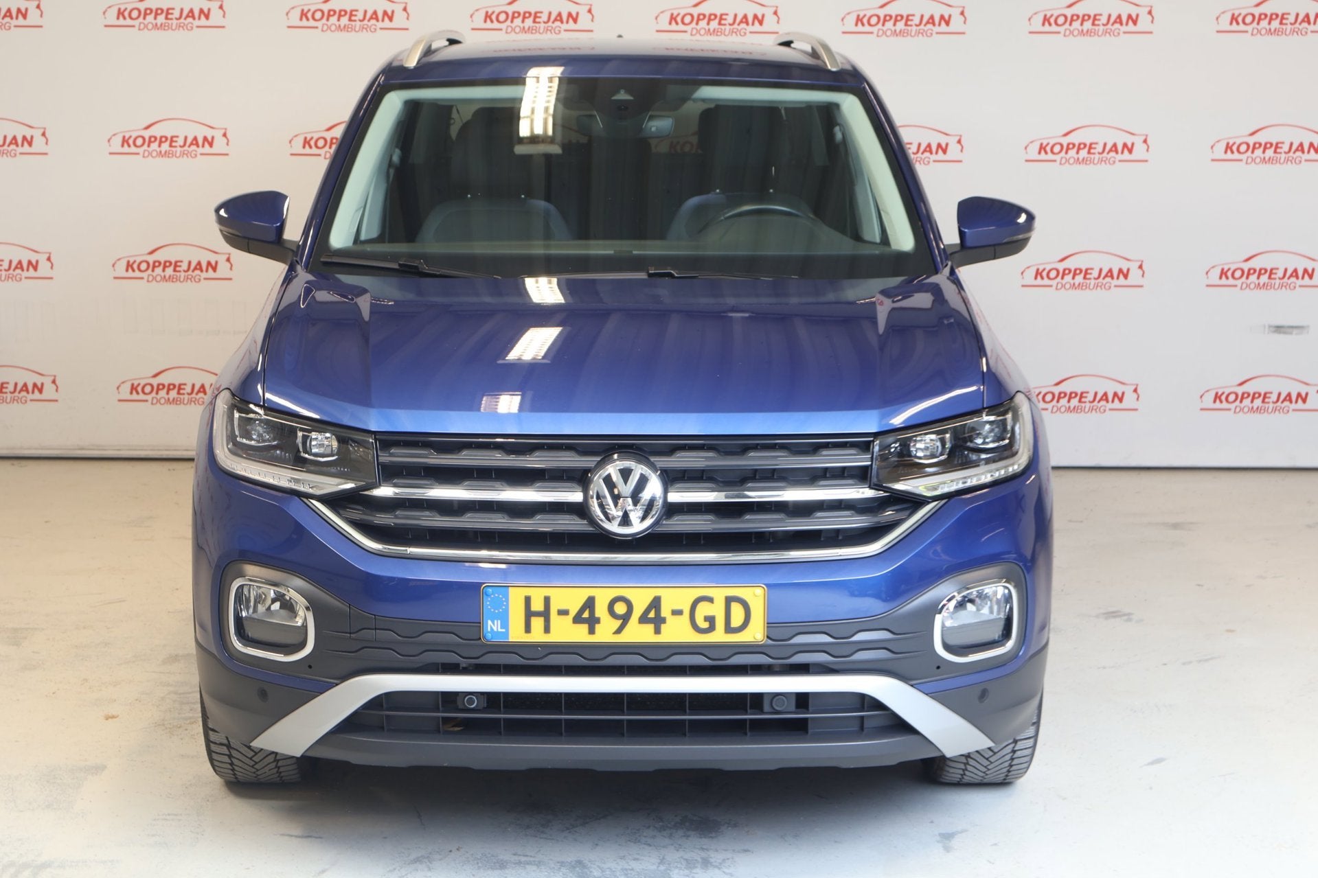 Volkswagen T-Cross 1.0 TSI Style NL auto, ACC, Trekhaak, App, Gebruikt, Blauw, 116 pk, 1175 kg