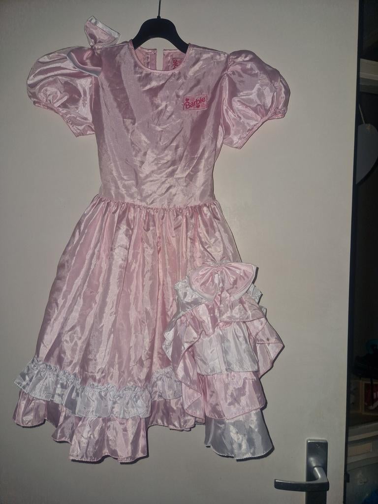 Barbie jurk vintage, Kinderen en Baby's, Carnavalskleding en Verkleedspullen, Ophalen of Verzenden, Gebruikt, 122 t/m 128, Meisje