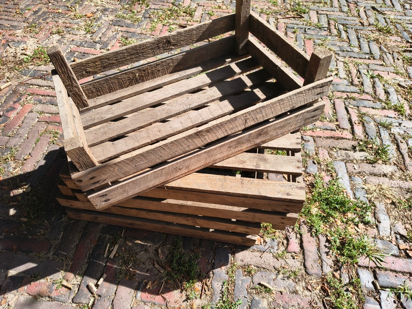Aardappelkistjes, Ophalen