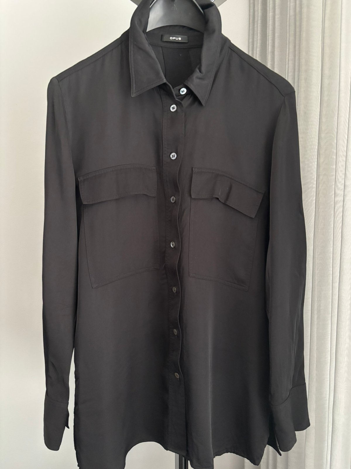 Stijlvolle blouse OPUS mt42 ALS NIEUW, Ophalen of Verzenden, Zo goed als nieuw, Maat 42/44 (L), Zwart