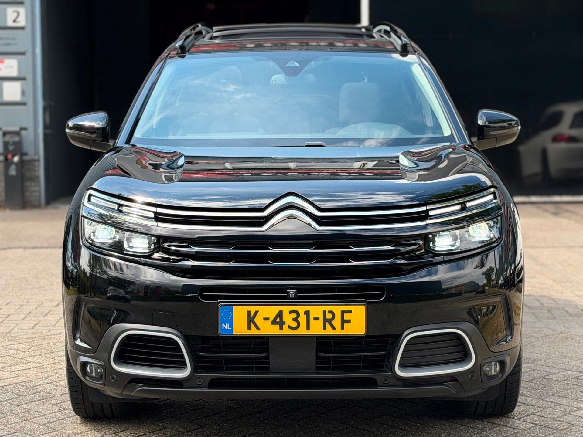 Citroen C5 Aircross 1.2 PureTech Business Plus AUTOMAAT PANO, Gebruikt, 1199 cc, C5 Aircross, Leder en Stof