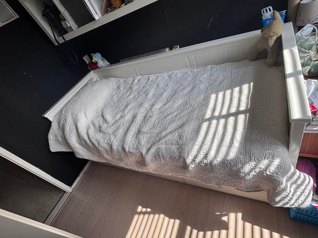 Ikea Hemnes bed, Huis en Inrichting, Slaapkamer | Bedden, Gebruikt, Eenpersoons, Overige maten, Hout, Wit, Verstelbaar, Ophalen