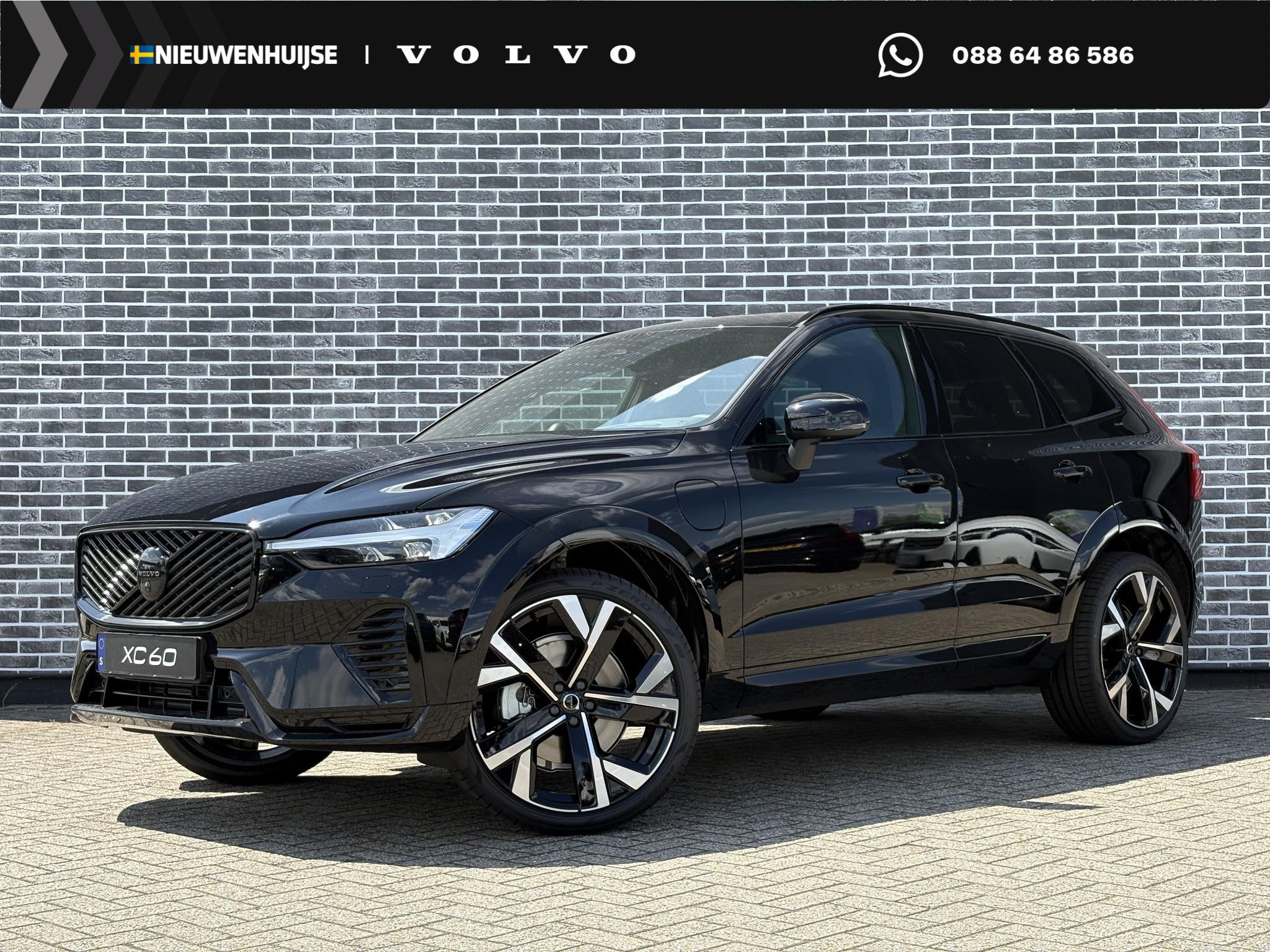 Volvo XC60 2.0 T8 Plug-in hybrid AWD Ultra Dark Exec. Ed. |